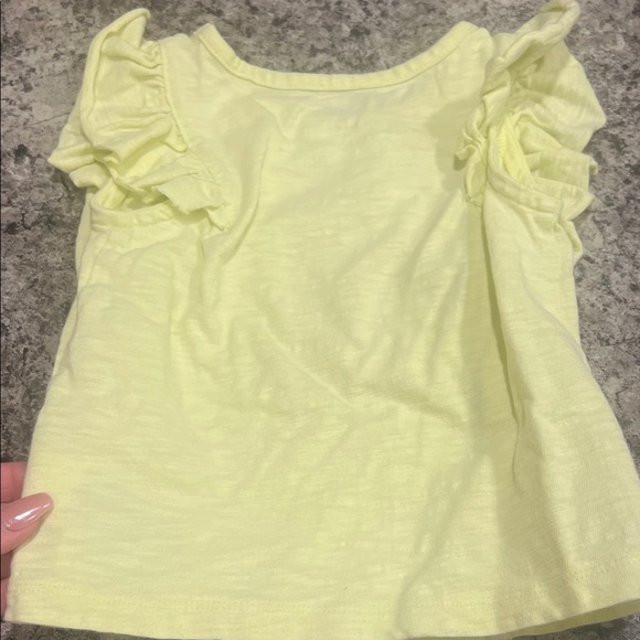 GAP Soft Lemon Ruffle Sleeve Blouse - Picture 2 of 4